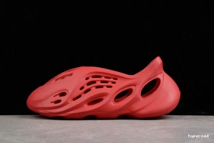 Hyperoad Jordan red Retro white 2 1125